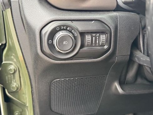 Used 2020 Jeep Wrangler Unlimited Sport S AWD/4WD image 19