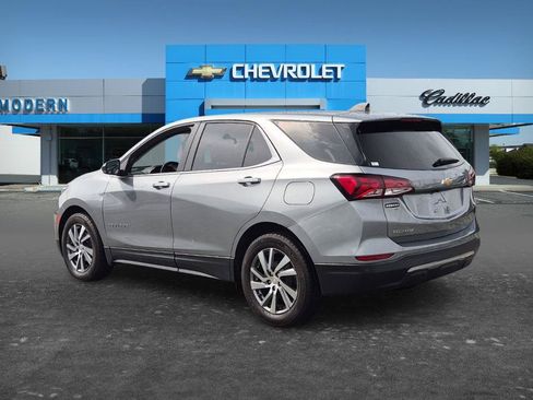 Used 2024 Chevrolet Equinox LT w/ LPO, Floor Liner Package FWD image 3