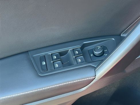 Used 2024 Volkswagen Tiguan S FWD image 14
