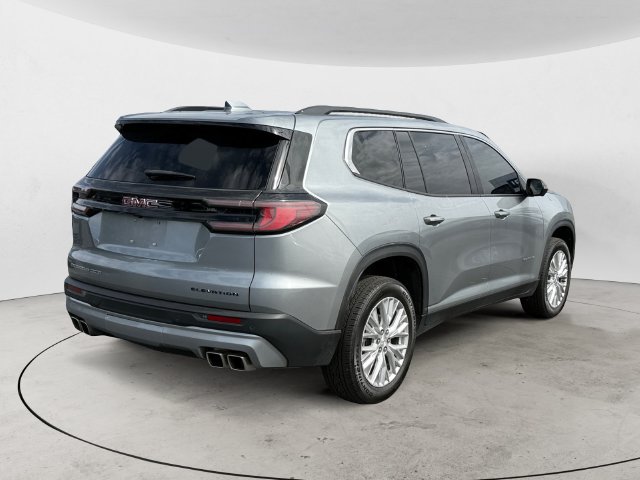 Used 2025 GMC Acadia Elevation w/ Elevation Premium Package AWD/4WD image 5