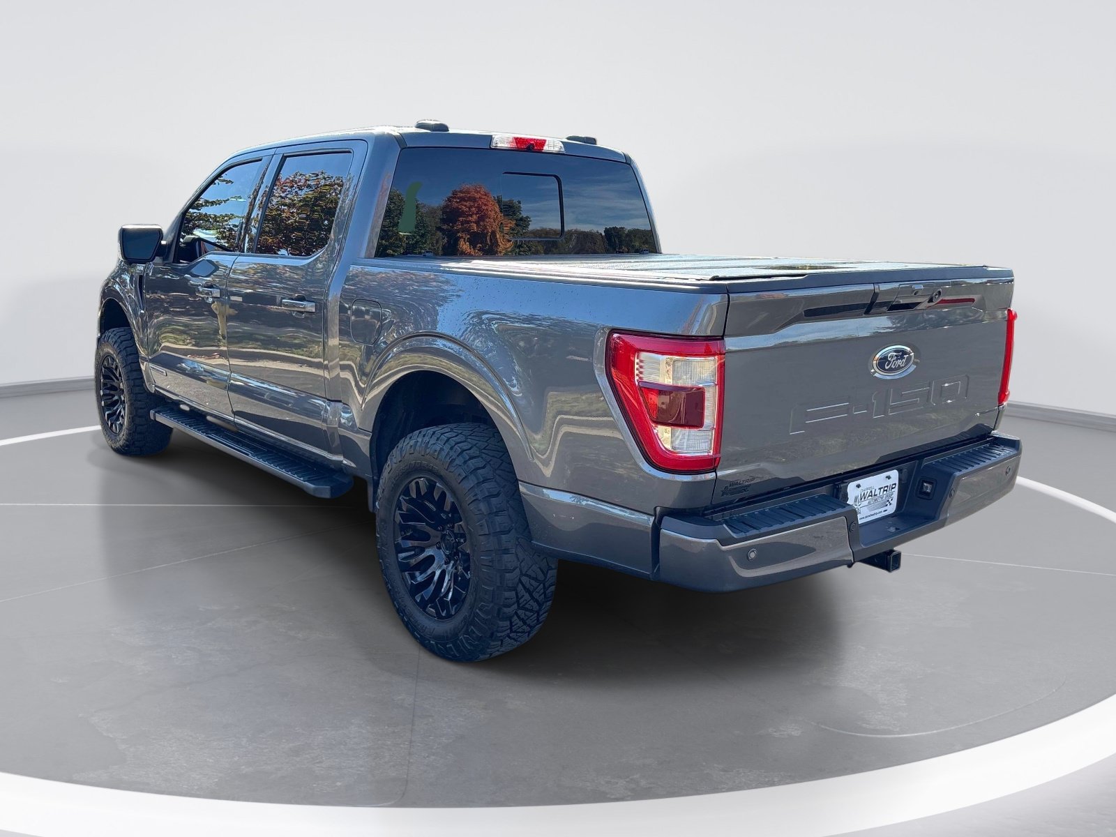 Used 2021 Ford F150 Lariat w/ Equipment Group 502A High AWD/4WD image 6