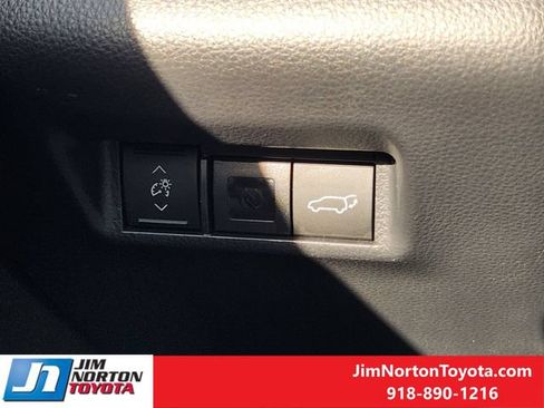Used 2026 Toyota RAV4 XLE Premium FWD image 22