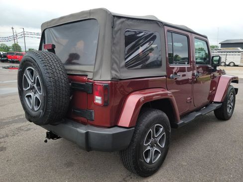 Used 2007 Jeep Wrangler Unlimited Sahara w/ Trailer Tow Group AWD/4WD image 4
