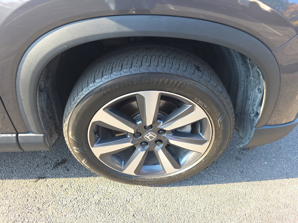 Used 2025 Honda Pilot Elite image 10
