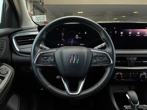 Used 2025 Buick Encore GX Preferred FWD image 31