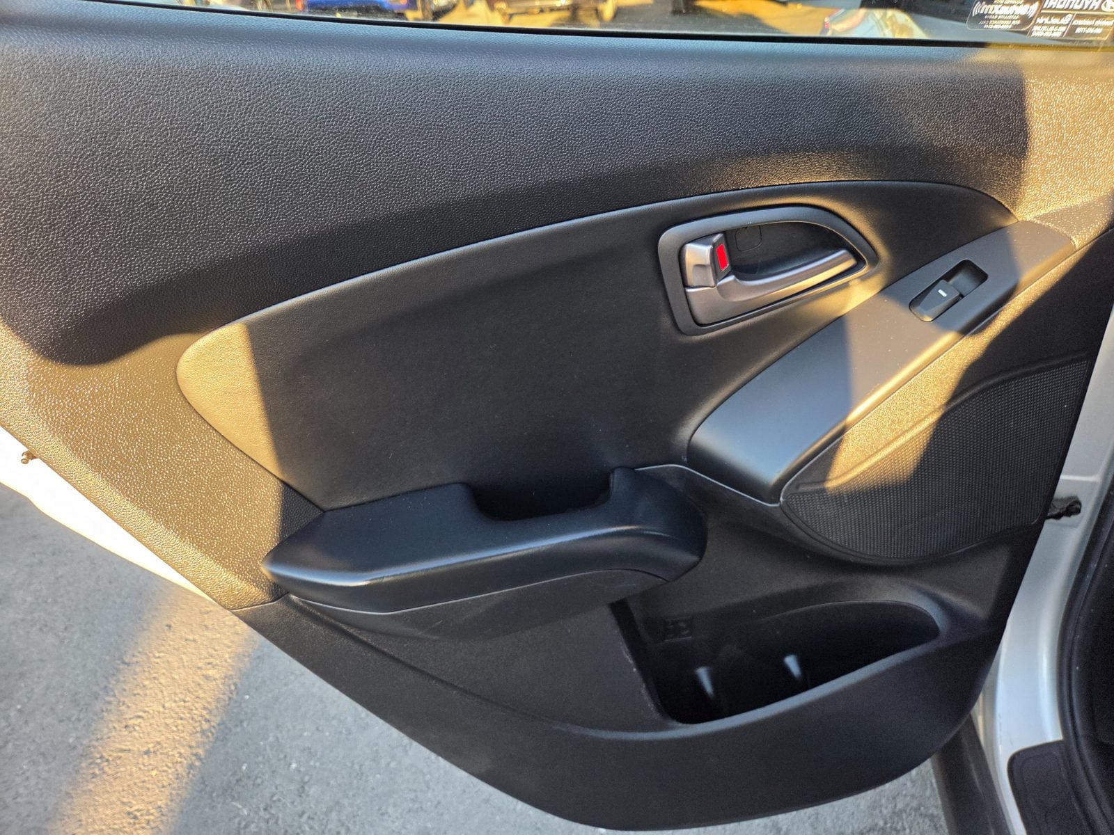 Used 2015 Hyundai Tucson SE FWD image 9