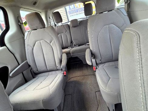 Used 2017 Chrysler Pacifica LX w/ Tire & Wheel Group image 23