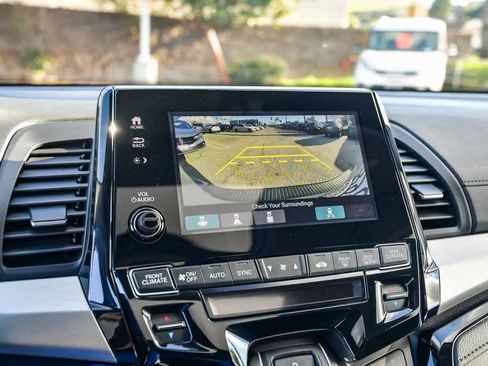 Used 2023 Honda Odyssey Touring image 26