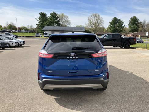 Used 2024 Ford Edge SEL w/ Convenience Package AWD/4WD image 7