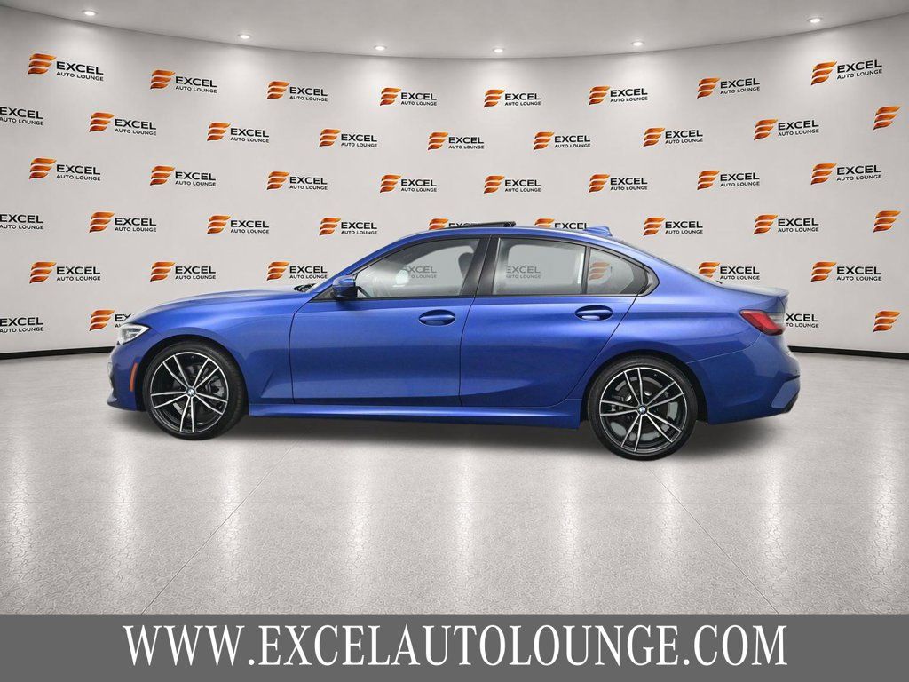 Used 2020 BMW 330i xDrive Sedan w/ M Sport Package AWD/4WD image 2