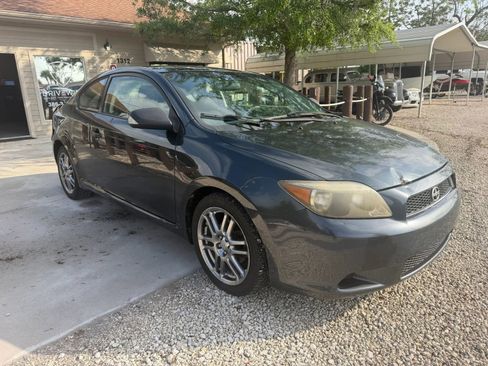Used 2005 Scion tC FWD image 2