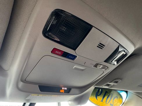 Used 2019 Subaru Legacy 2.5i Limited image 32