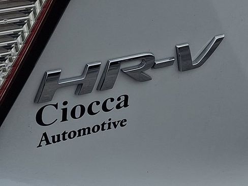 Used 2022 Honda HR-V LX image 27
