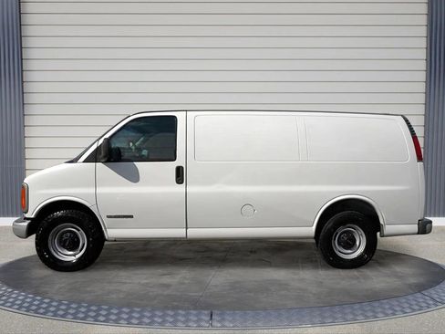 Used 1997 GMC Savana 2500 image 6