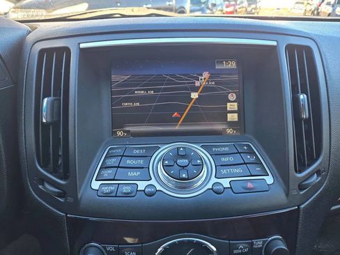 Used 2013 INFINITI G37 x Sedan w/ Premium Pkg image 30