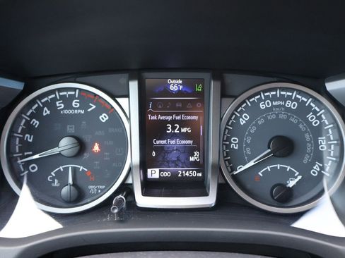 Used 2023 Toyota Tacoma 4x4 Double Cab w/ Trail Edition image 17