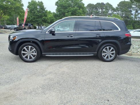 Used 2022 Mercedes-Benz GLS 450 4MATIC image 11
