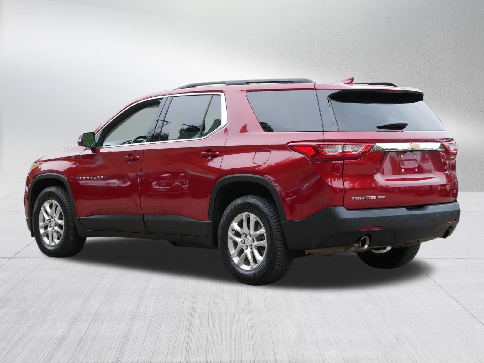 Used 2021 Chevrolet Traverse LT w/ LPO, Floor Liner Package AWD/4WD image 5
