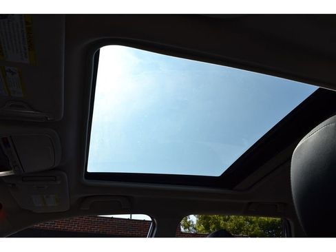 Used 2020 Subaru Forester Limited image 32