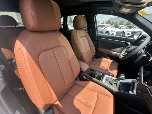 New 2025 Audi Q3 2.0T Premium image 28
