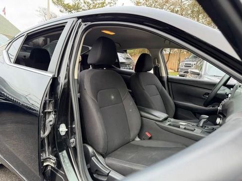 Used 2024 Nissan Sentra S image 9