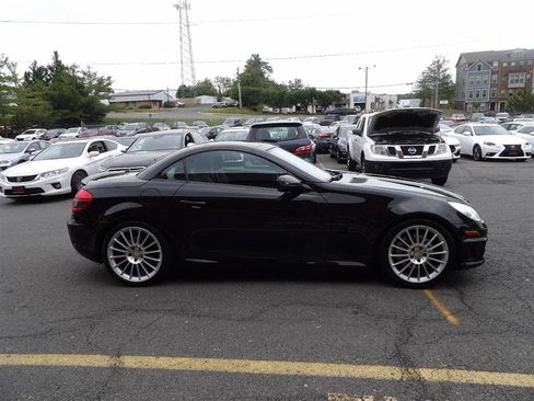 Used 2010 Mercedes-Benz SLK 300 image 6