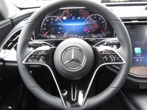 Certified 2024 Mercedes-Benz E 350 4MATIC Sedan image 26