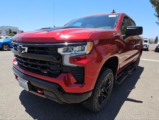 Used 2023 Chevrolet Silverado 1500 LT Trail Boss w/ Protection Package AWD/4WD image 8