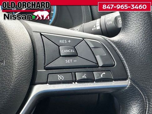 Used 2025 Nissan Leaf S image 20