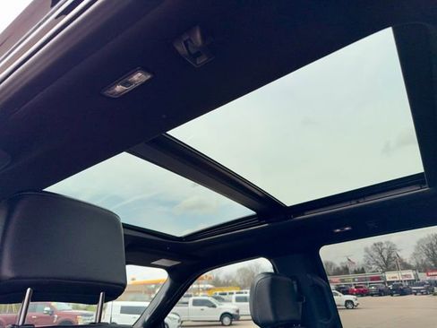 Used 2024 Ford F150 Lariat image 34