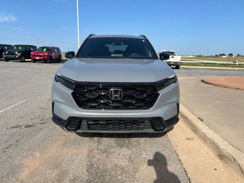 Used 2024 Honda CR-V Sport image 2