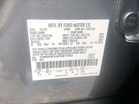Used 2023 Ford Explorer Limited image 27