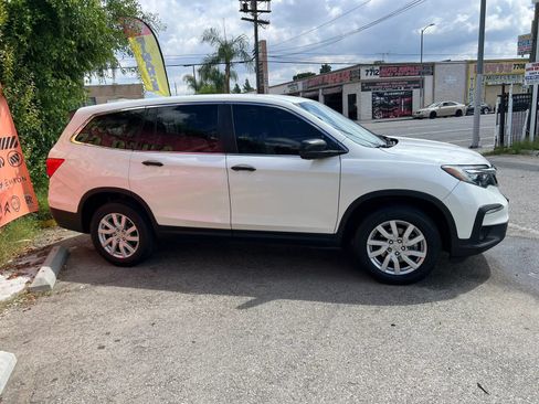 Used 2019 Honda Pilot LX image 3