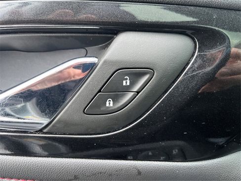 Certified 2023 Chevrolet Traverse RS image 44