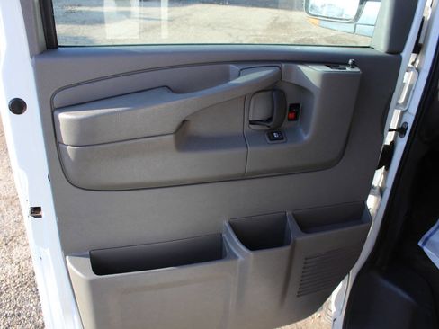 Used 2011 Chevrolet Express 3500 LT w/ LT Preferred Equipment Group image 15