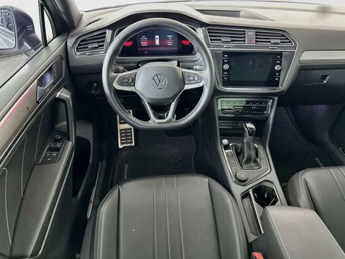 Used 2023 Volkswagen Tiguan SE R-Line AWD/4WD image 9