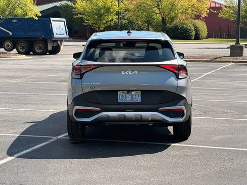 Used 2024 Kia Sportage EX FWD image 5