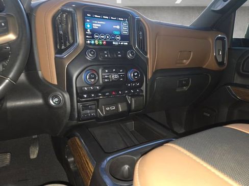 Used 2023 Chevrolet Silverado 2500 High Country w/ Z71 Off-Road Package image 3