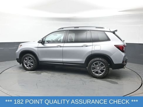 Certified 2024 Honda Passport TrailSport image 4