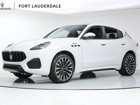 New 2025 Maserati Grecale Modena image 1