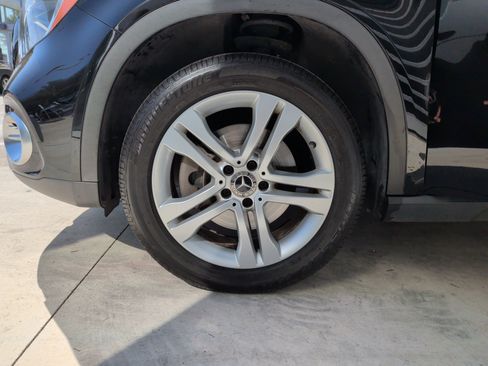 Used 2018 Mercedes-Benz GLA 250 4MATIC image 13