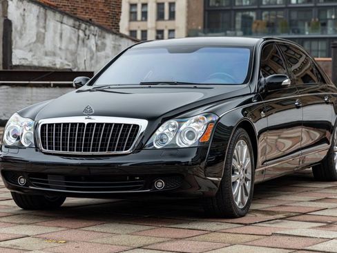 Used 2009 Maybach 62 S RWD image 39