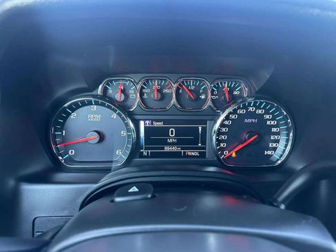 Used 2020 Chevrolet Tahoe LT image 25