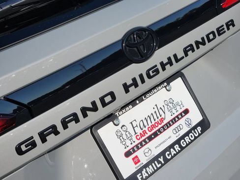 Certified 2026 Toyota Grand Highlander AWD Hybrid image 6