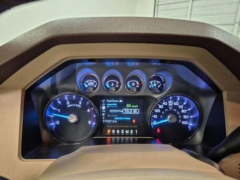 Used 2013 Ford F250 King Ranch w/ King Ranch w/Chrome Pkg image 11