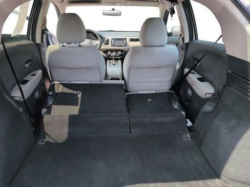 Used 2019 Honda HR-V LX image 24