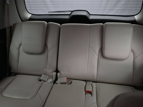 Used 2018 Nissan Armada Platinum w/ Captain Seat Package AWD/4WD image 31
