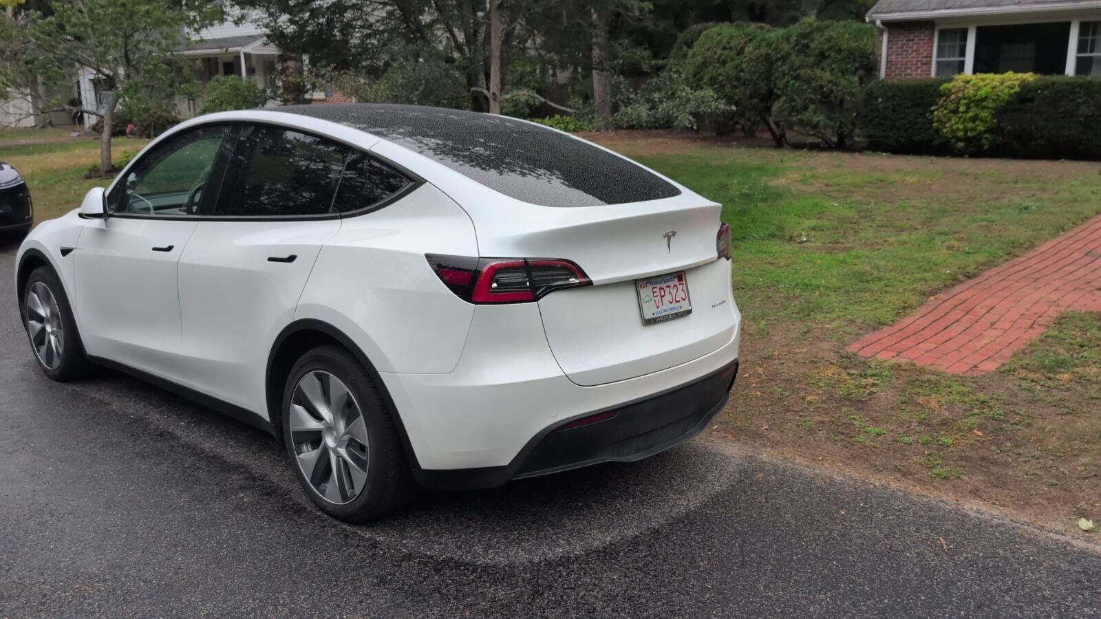 Used 2021 Tesla Model Y Long Range AWD/4WD image 4