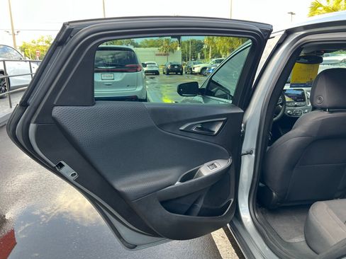 Used 2024 Chevrolet Malibu RS FWD image 38