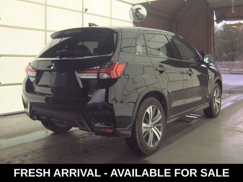 Used 2025 Mitsubishi Outlander Sport AWD image 5
